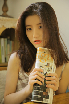 小罗莉极品一线天在线